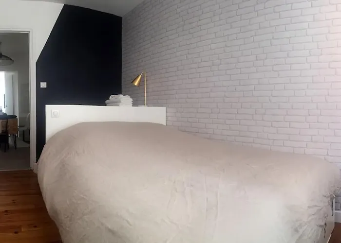 2 - Proche Gare Sncf Avec Parking