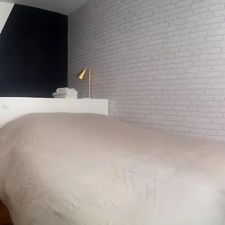 2 - Proche Gare Sncf Avec Parking